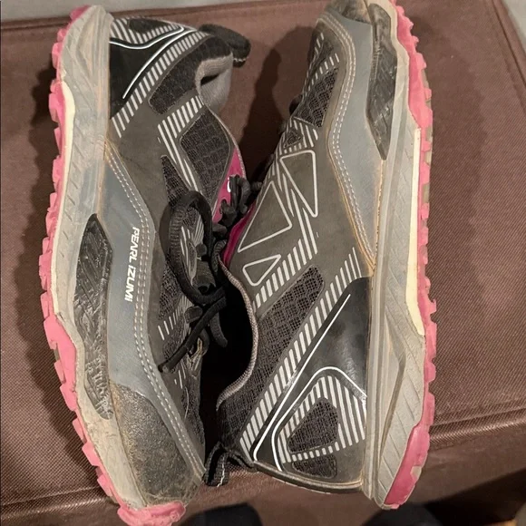 Pearl Izumi Women’s Cycling Shoes EU 40 SPD-Compatible Black/Purple - Picture 5 of 5